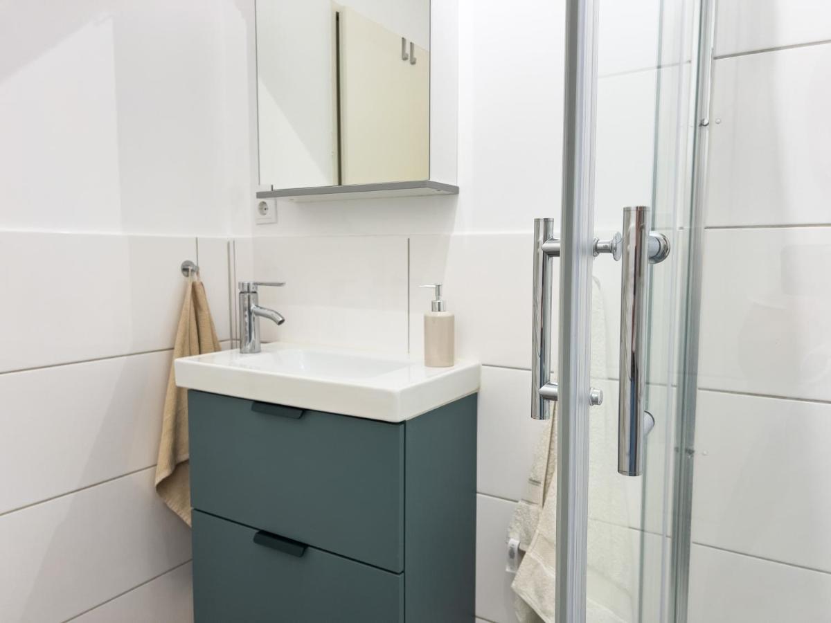 Home By Doni I Apartment An Der Kunsthalle I Parkplatz & Balkon Bielefeld Exterior foto