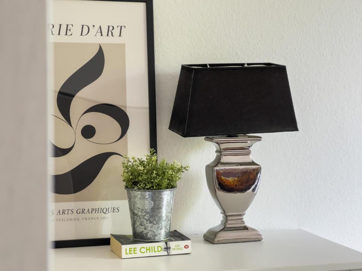 Home By Doni I Apartment An Der Kunsthalle I Parkplatz & Balkon Bielefeld Exterior foto